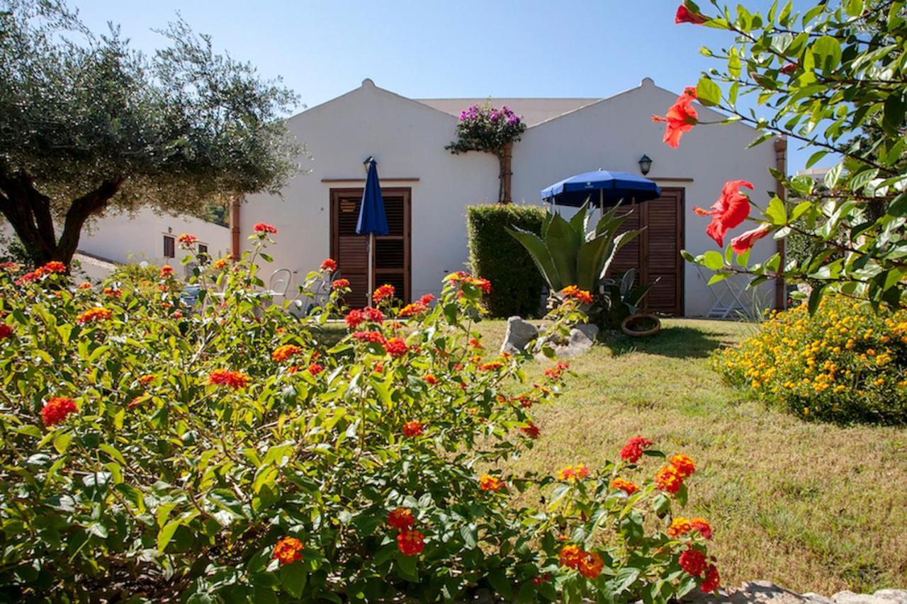 Villaggio Cala Mancina Сан-Вито-Ло-Капо Экстерьер фото